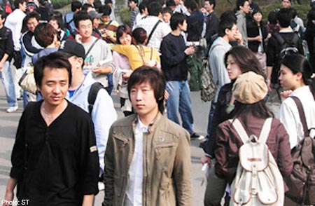 Dự báo dân số thanh niên Hàn Quốc sẽ giảm 50% vào năm 2060.